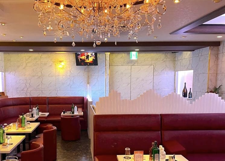 赤坂のキャバクラ「赤坂レン」を15秒で紹介！