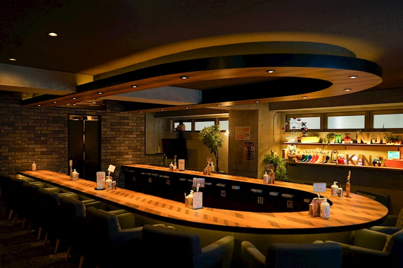 秋葉原のコンカフェ「2次元カノジョ」を15秒で紹介！